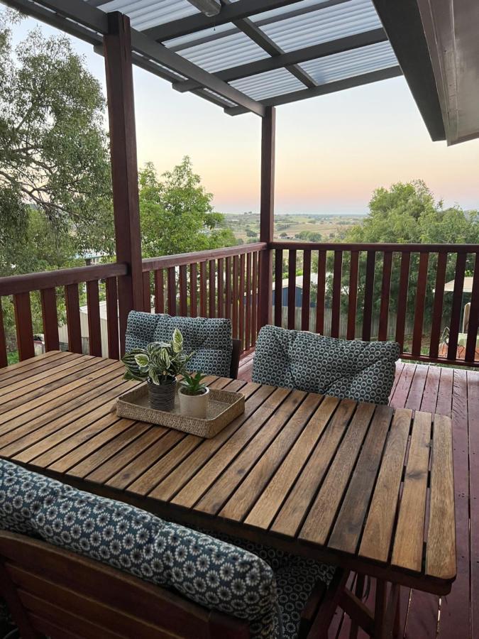 Childers Charmer With Aircon, Wifi & Modern Luxuries Exteriör bild